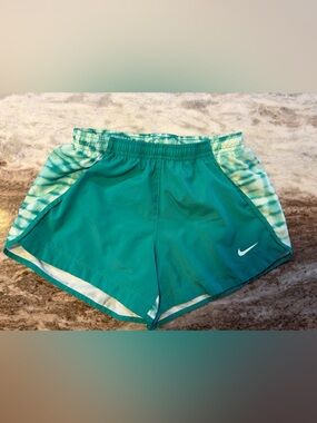 Nike Kids Girls Athletic Shorts - Teal Tie-Dye - Lined - Size M
